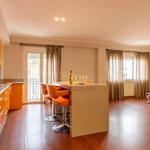 https://apartamento-arenal-3-habitaciones.es-andalucia.com
